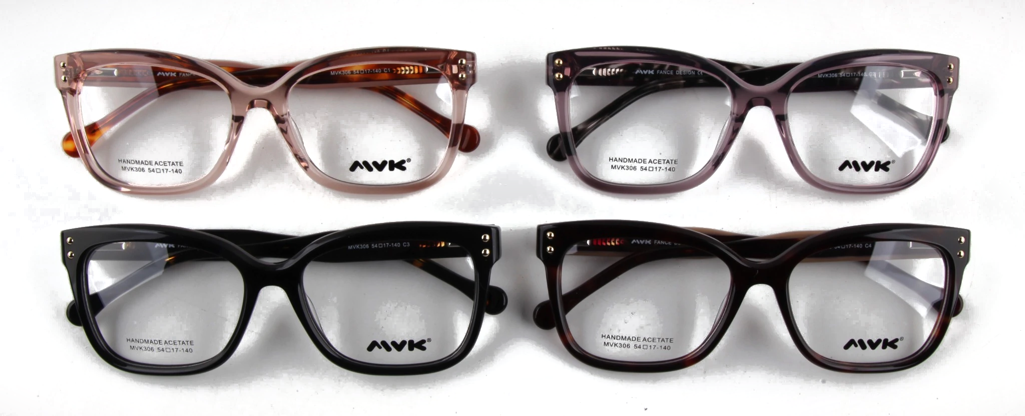 Vista conjunta de las cuatro variantes del modelo MVK306